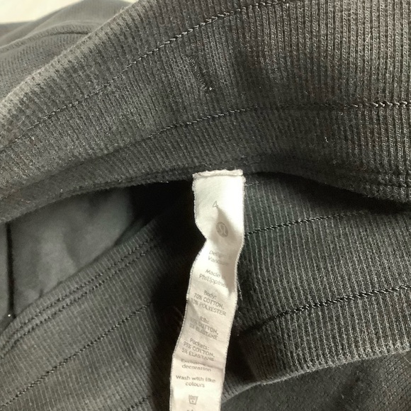 Lululemon Scuba High-Rise Jogger 7/8 Length Black Size 4 Sweats Comfy - Picture 8 of 14
